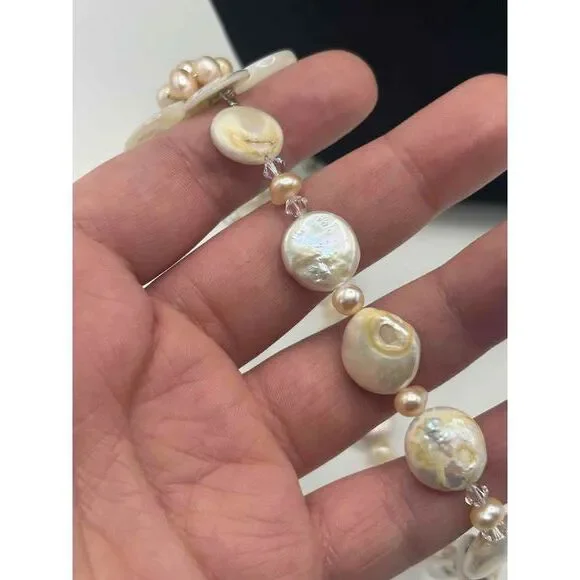 NWT Studio 9 Jewelry Pearl Floral Design  Necklace Earring Set - Picture 3 of 6